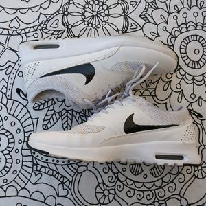 Nike Shoes - Nike Air Max Thea Nike Shoes - Nike Air Max Thea